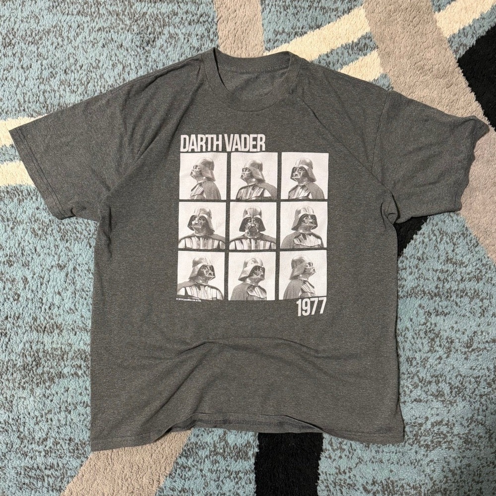 Star Wars Darth Vader 1977 Graphic T-Shirt Mens XL Charcoal Grey Lucasfilm 2019